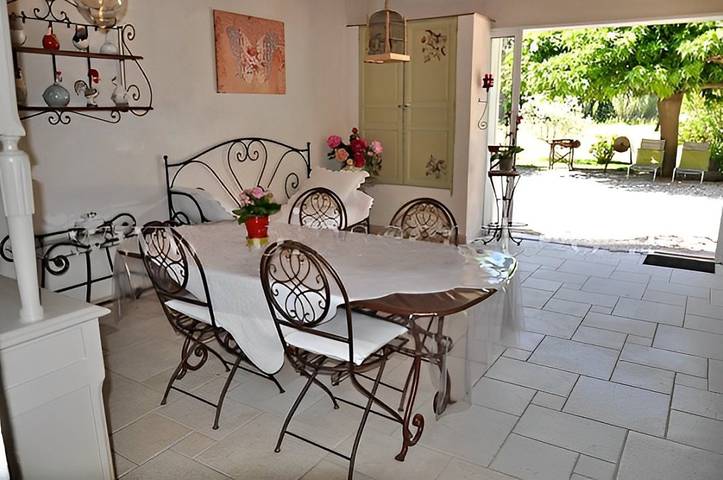Gîte pour 2 personnes, avec jardin et terrasse dans le Vaucluse - 2