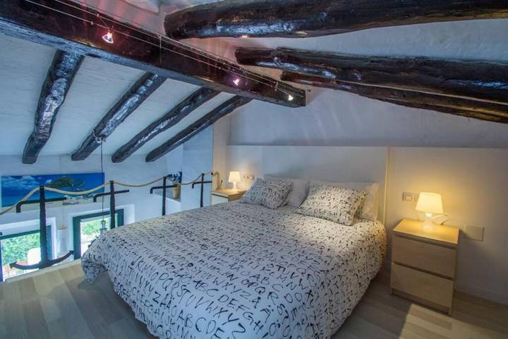 Gîte pour 6 personnes, avec terrasse dans Platja de l'Almadrava - 2