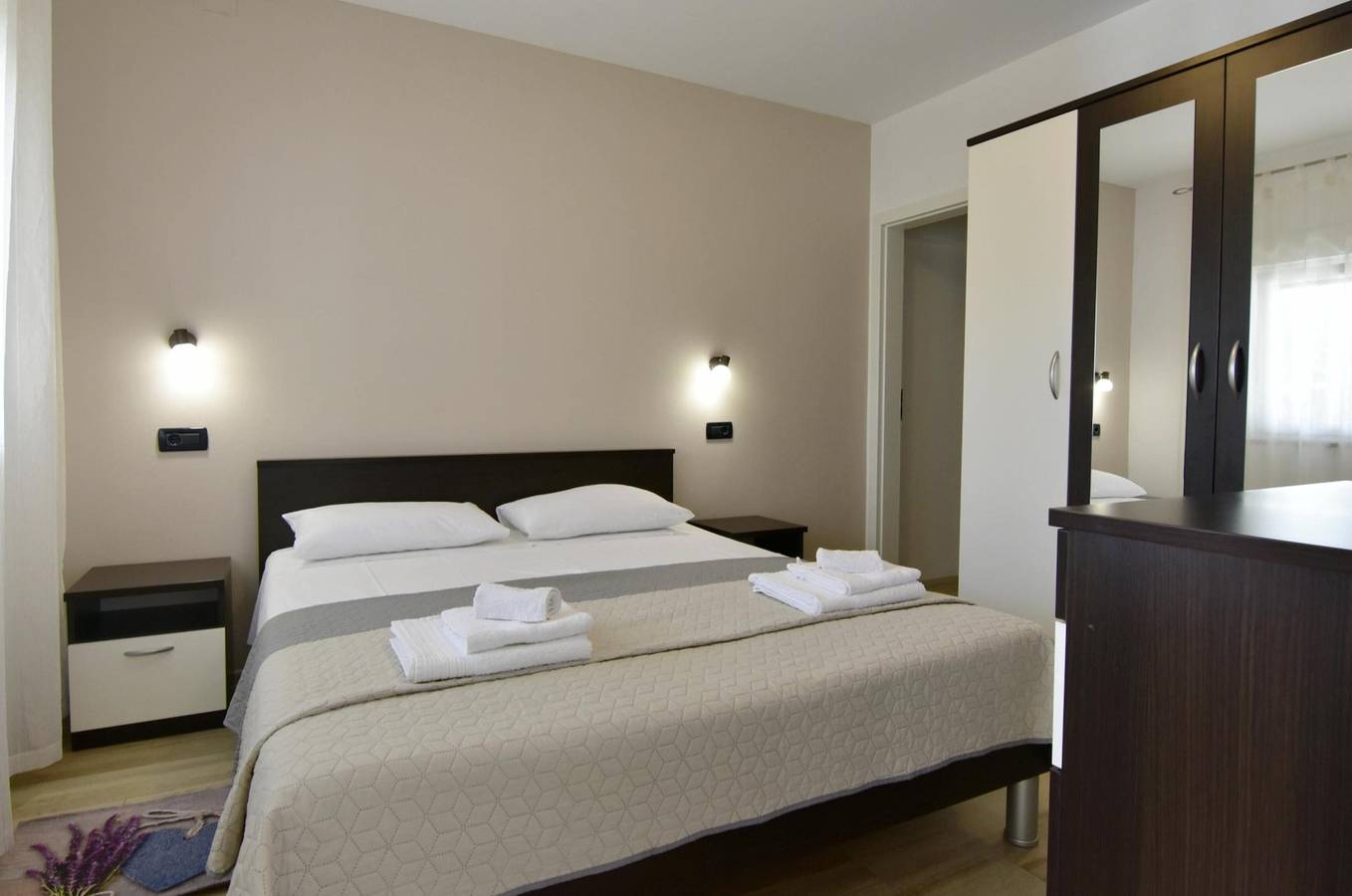 Cały apartament, Charming vacation home with garden in Umag, Umag i okolice