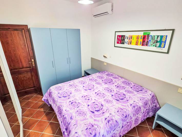 Appartamento intero, Zweizimmerwohnung mit Schlafzimmer mit Doppelbett und Schlafsofa in La Pila, Campo nell'Elba