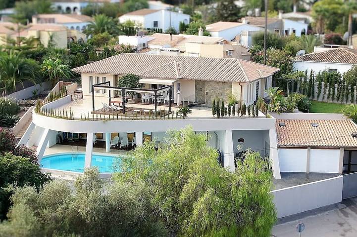 Villa für 9 Personen, mit Balkon und Garten in Santa Ponsa