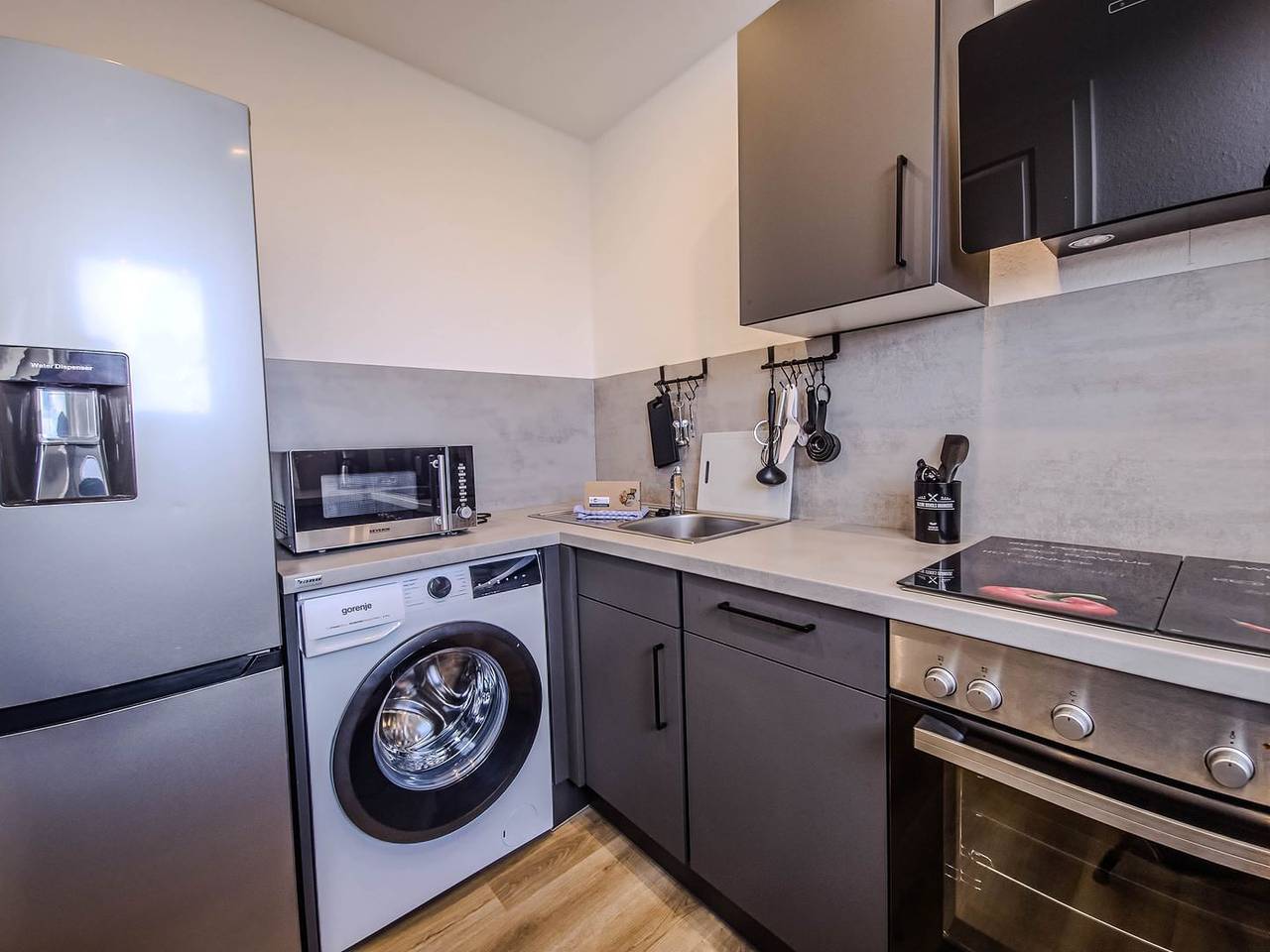 Strandnah - Hunde willkommen - Garten voll eingezäunt - Wlan - ruhige Lage in Dornumersiel, Dornum