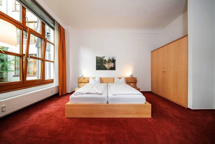 Hotel für 6 Personen, mit Terrasse und Garten sowie Ausblick in Friedrichshain Berlin - 3