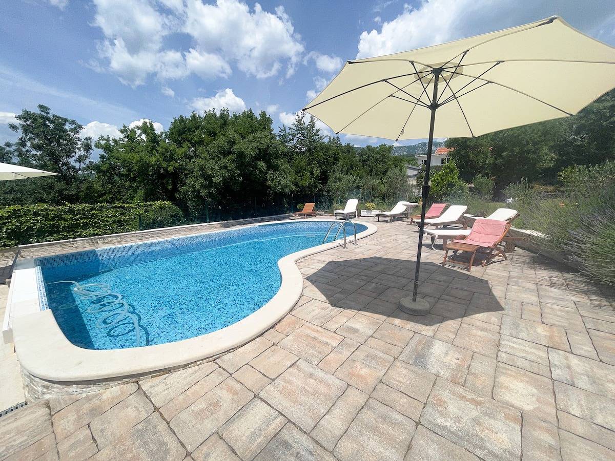 Appartamento vacanze a Kvarn a partire da 103€ a notte