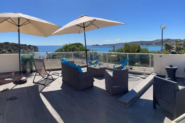 Gîte pour 6 personnes, avec balcon dans Plage de La Gorguette