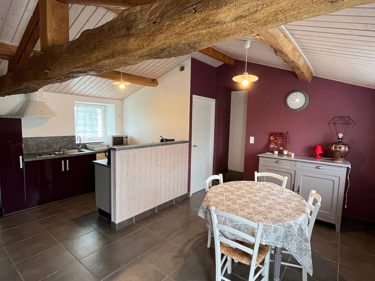 Charmant gîte 2 pers avec terrasse privative et proche Vélo Rail in Commequiers, Vallée de la Loire