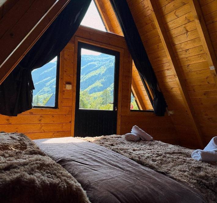 Location de vacances pour 2 personnes, avec vue et jardin dans Theth - 3