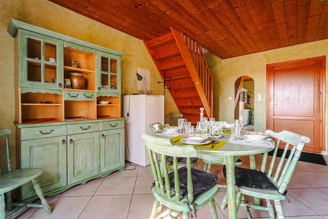 Maison de vacances 'Gîte Le Petit Sableau' avec piscine et Spa partagés, terrasse privée et Wi-Fi in Marans, Région de La Rochelle