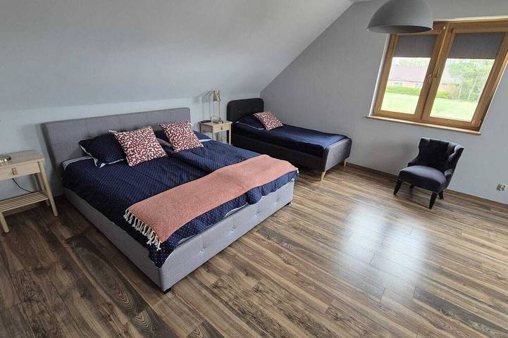 Villa Near Baltic Sea (2.5 km) – 4 Bedrooms, 3 Bathrooms, Private Garden in Władysławowo, Zatoka Gdańska