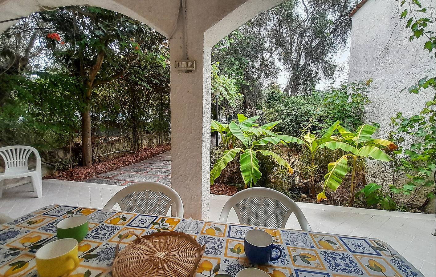 Gemütliche Wohnung mit Pool, Garten & AC in der Nähe von Marina di Peschici in Gargano