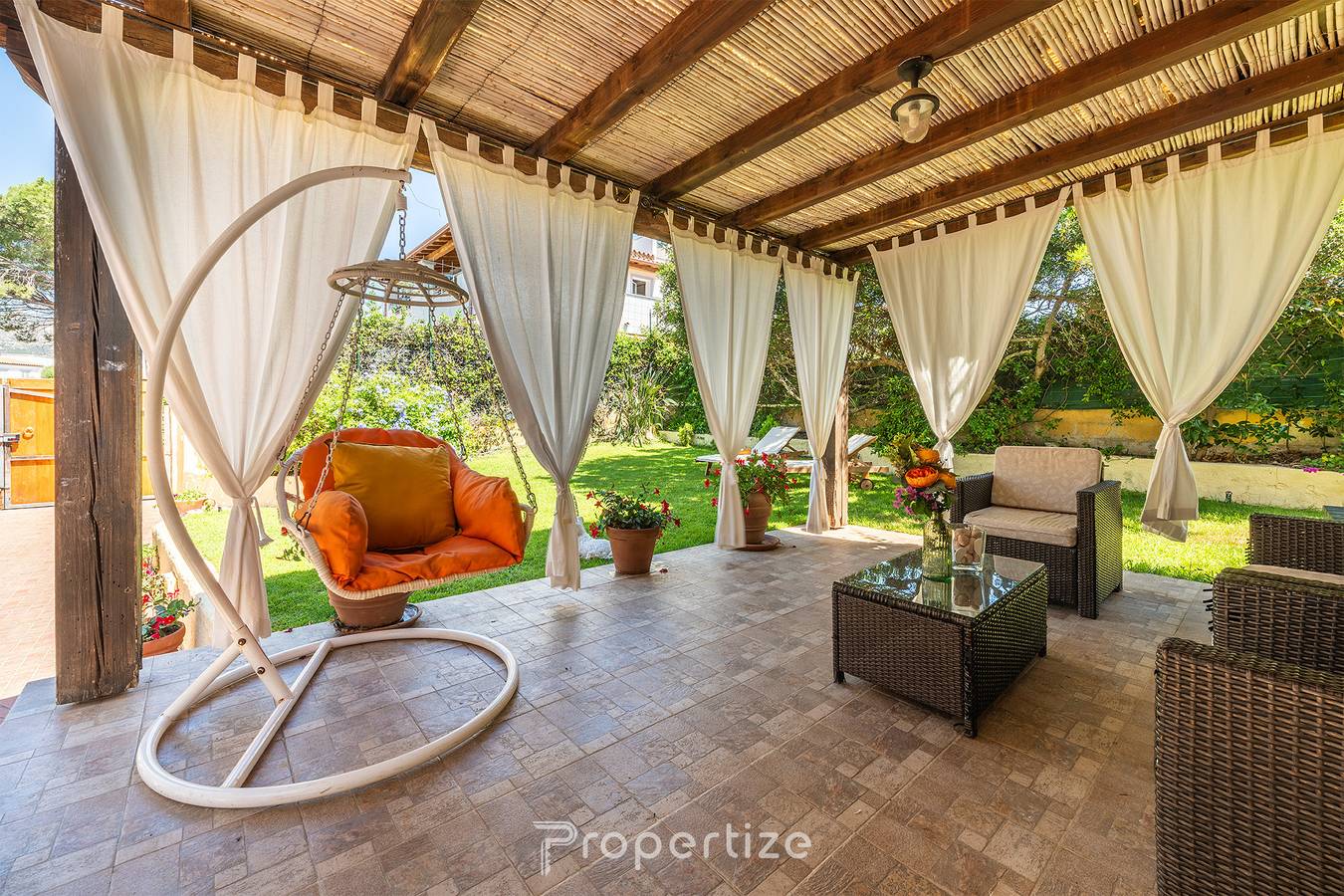 Family Retreat Home by Propertize | vicino al mare in Pittulongu, Costa Smeralda