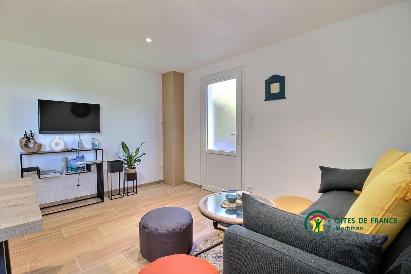 Casa de vacaciones 'La Fleur De Vie' con jardín privado y Wi-Fi in Pluneret, Côte des Mégalithes