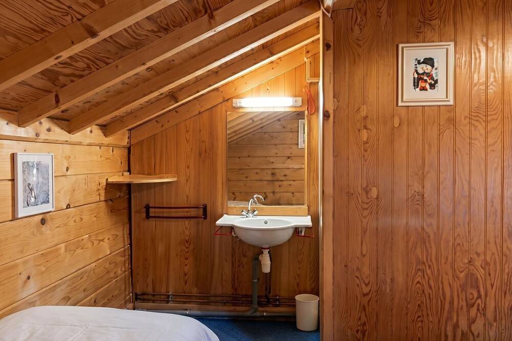Casa-Les Heureux, magnifique chalet à Risoul 1850 in Station de Risoul, Risoul