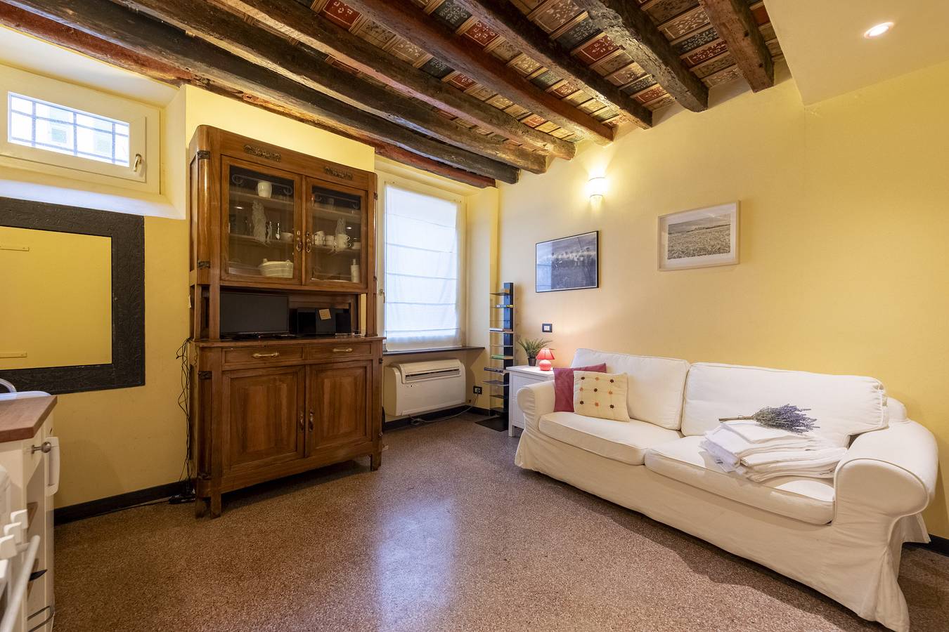 Hel leilighet, Piazza Lavagna 2 in Genova (City), Genova