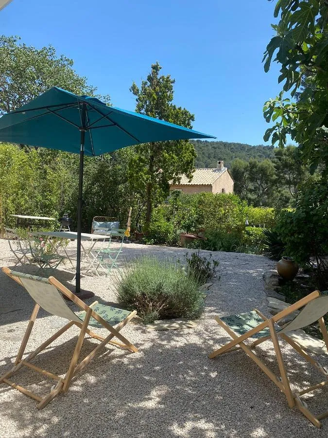 Casa de vacaciones para 4 personas, con vistas además de terraza y jardín - 1
