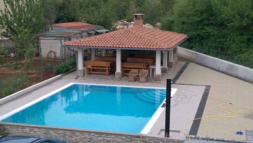 Apartament wakacyjny dla 3 osób, z ogród i balkon, zwierzęta dozwolone w Krk