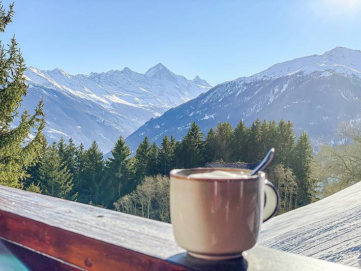 Location de vacances pour 10 personnes, avec sauna et terrasse ainsi que jardin et vue, animaux acceptés dans Les Collons - 2