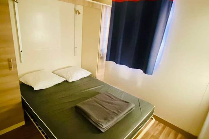 Gîte pour 4 personnes, avec piscine et terrasse, animaux acceptés à Camon - 3