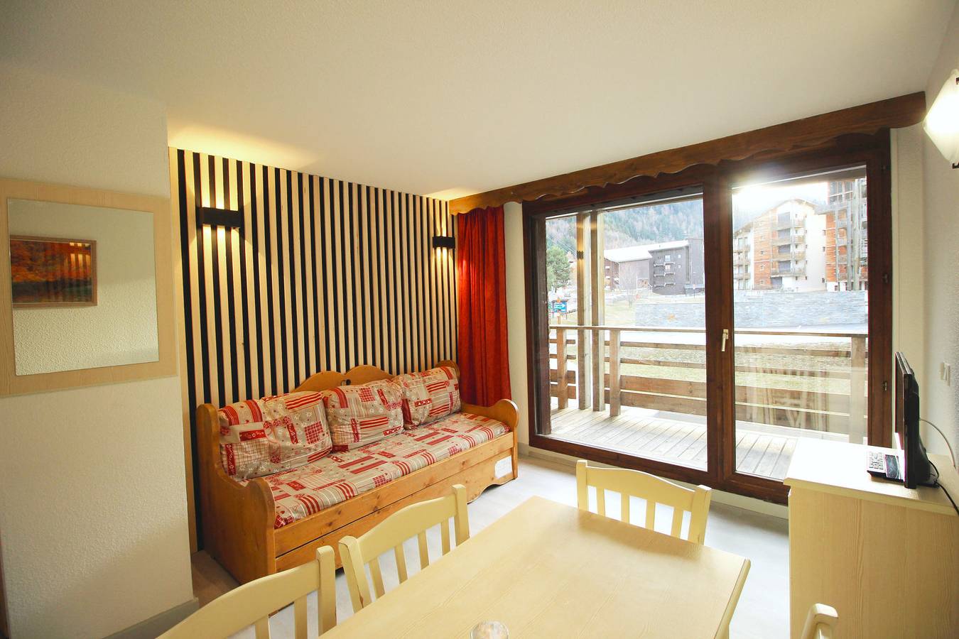 Apartamento entero, Beautiful, bright flat close to the slopes (Bv410) in La Norma, Villarodin-Bourget