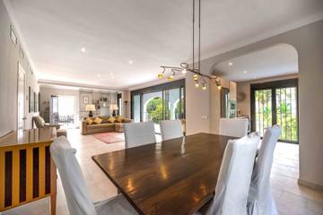 Vakantieappartement voor 5 Personen in Elviria, Marbella, Afbeelding 2