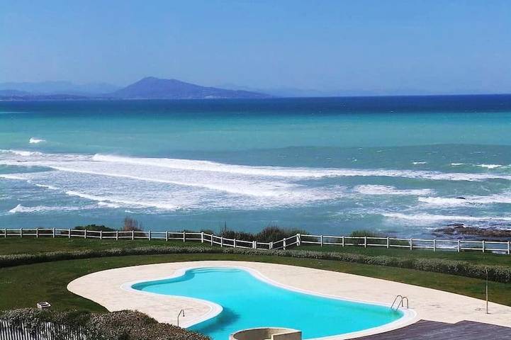 Gîte pour 4 personnes, avec balcon ainsi que jardin et jacuzzi dans Casino de Biarritz - 3