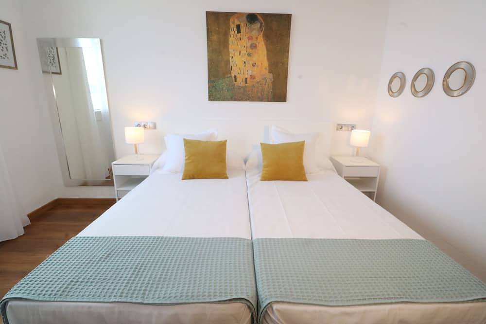 Entire apartment, App: President 804: Direct sea view, Internet, Tv, Wifi, air condition in Cala Millor, Sant Llorenç des Cardassar