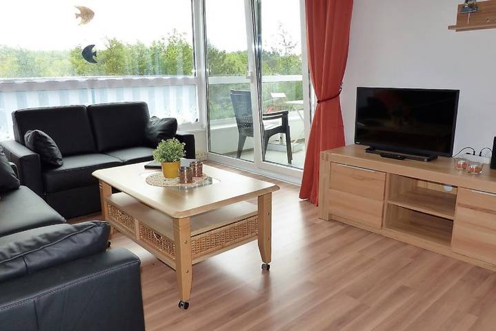 Ferienwohnung für 4 Personen, mit Pool und Balkon sowie Sauna - 1