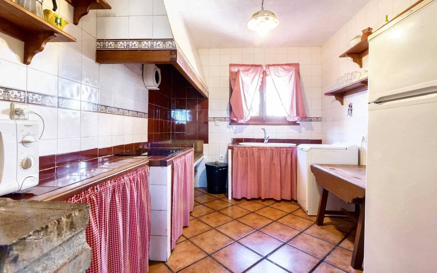 Maison avec Jacuzzi et Vue sur les Montagnes à Noguericas in Caravaca de la Cruz, Murcia l'intérieur des terres