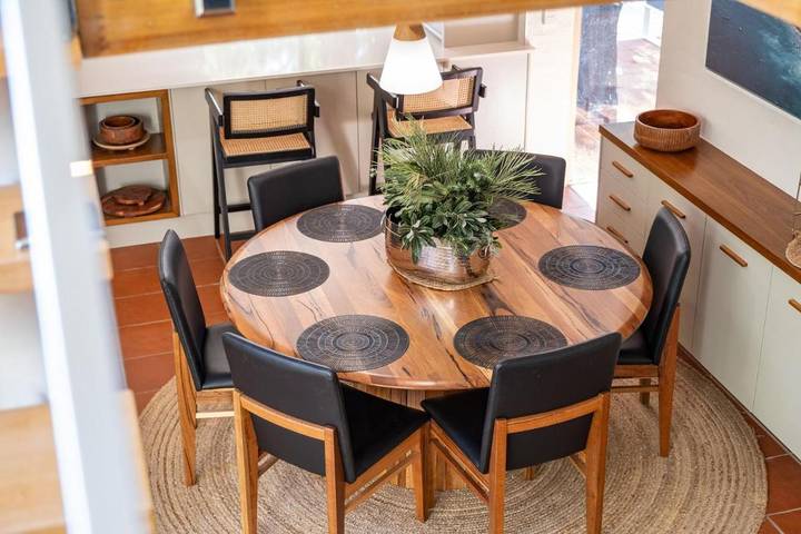 Holiday home for 8 people, with balcony and garden as well as pool in Boomerang Beach