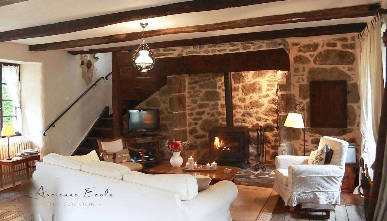 L'Ancienne Ecole in Entraygues-sur-Truyère, Parc naturel régional de l'Aubrac