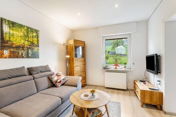 Ferienwohnung für 4 Personen, mit Garten im Sauerland - 2
