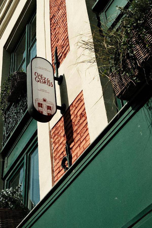 Double Room with Private Bathroom in Lille, Région de Lille
