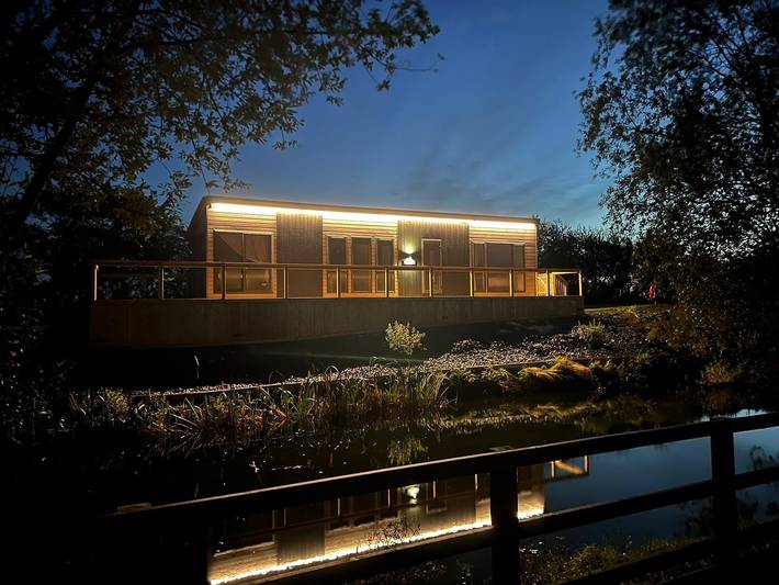 Malton 2-Bed Lodge, Sleeps 4, Pet Friendly in Howardian Hills AONB