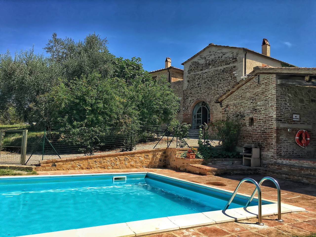 Villa San Giovanni in San Giovanni d'Asso, Montalcino
