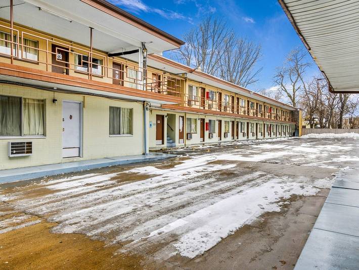 Apartamento entero, Peoria Il | Cama King in Peoria, Condado de Peoria