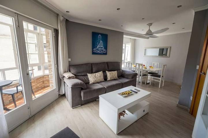Holiday apartment for 8 people, with balcony - 1