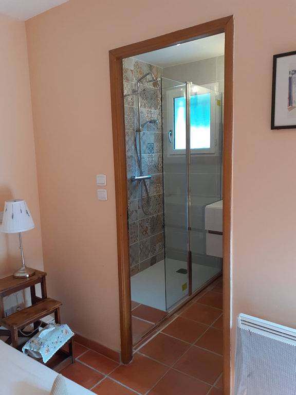 Entre Thym et Romarin - Chambre 21 m² + véranda 15 m2 accolée 15 m² in Grignan, Région de nyons