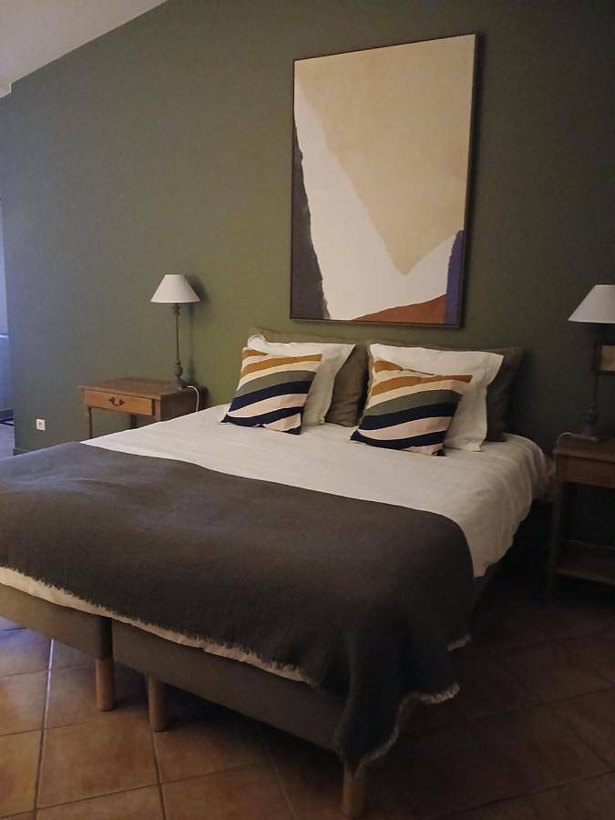 Hôtel pour 2 personnes, avec jardin, animaux acceptés à Mirmande - 2