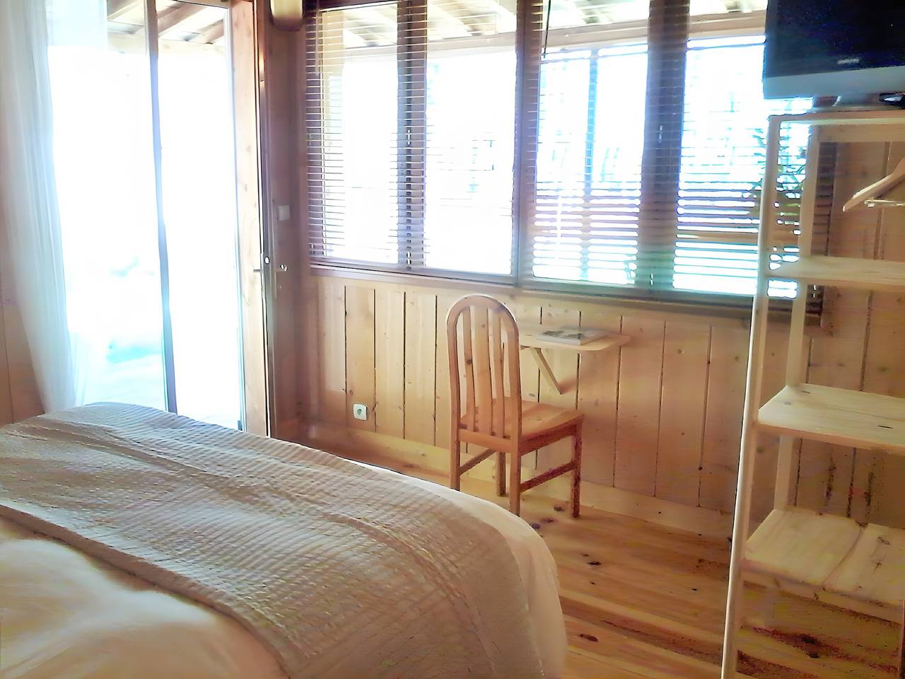 Chambre d’hôtes La Forestière 3 avec accès indépendant dans un cadre verdoyant in Lac de Lacanau, Lacanau