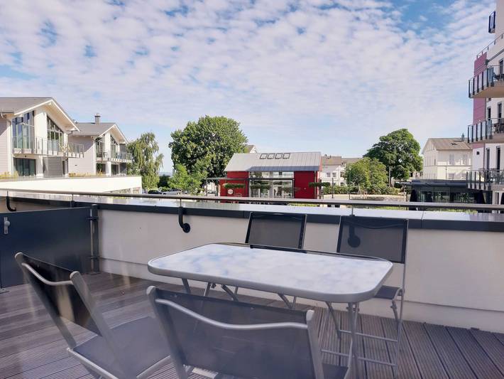 Ferienwohnung für 3 Personen, mit Balkon und Terrasse sowie Sauna in Glowe