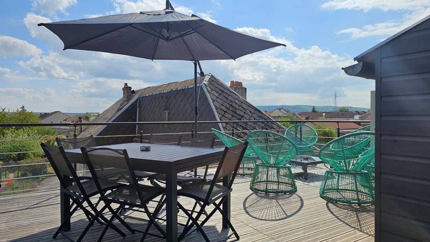 Appartement de vacances pour 8 personnes, avec Balcon ainsi que Terrasse et Vue