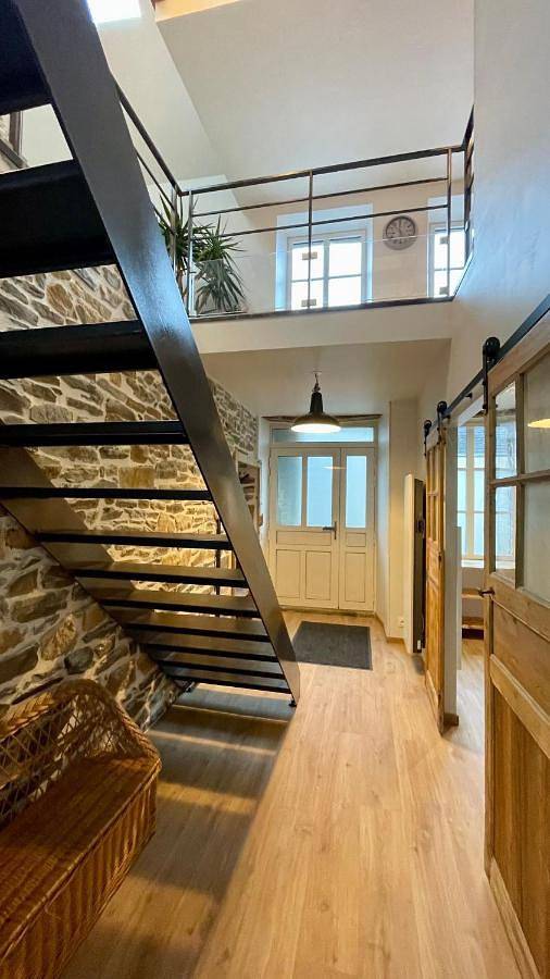 Location de vacances pour 6 personnes, avec vue à Genêts - 2