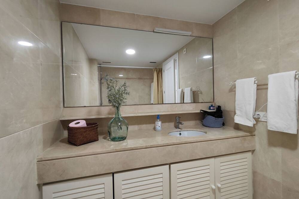 Entire apartment, Estudio Puerto de Sotogrande in Sotogrande, San Roque