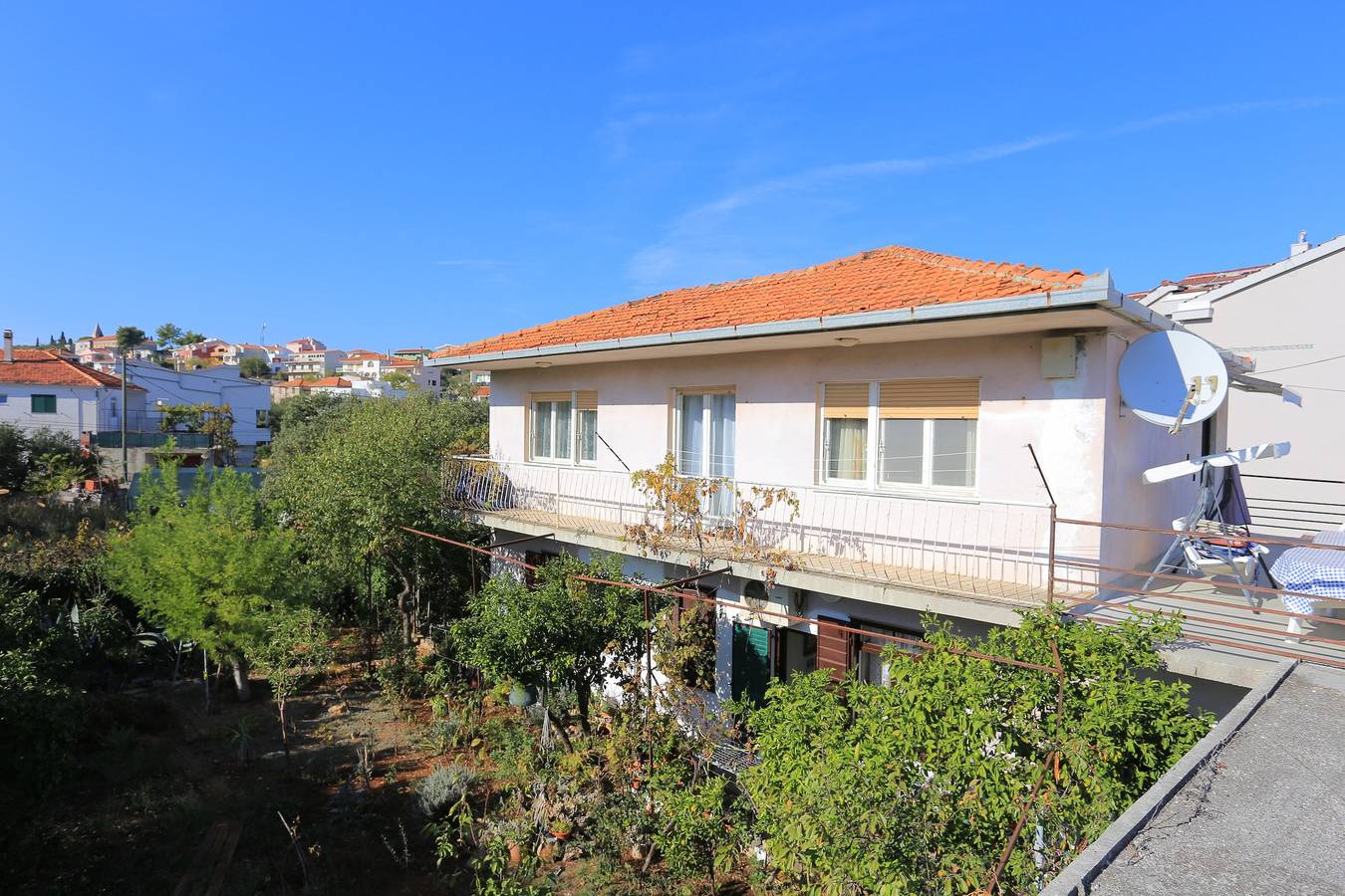 Ganze Wohnung, Studio Appartement mit Terrasse Slatine, Ciovo As-2566-a in Slatine, Ciovo