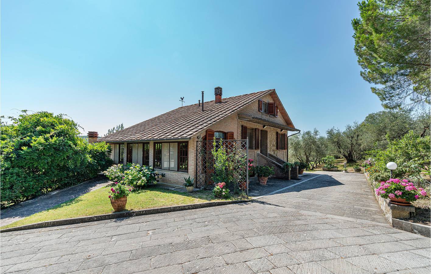 Rückzugsort am Fluss mit Pool und Garten in Murlo, Chianti