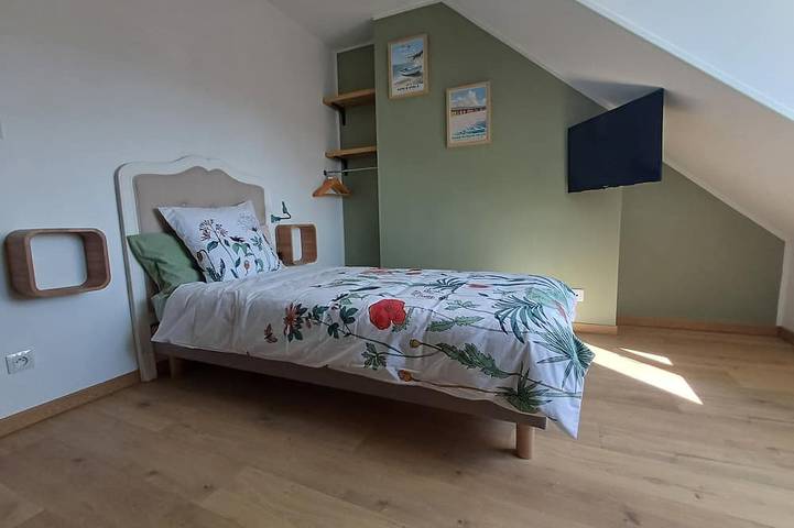 Location de vacances pour 8 personnes, animaux acceptés dans Petit-Fort-Philippe - 2