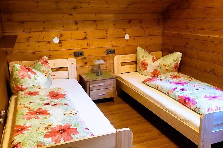 Ferienhaus für 8 Personen, mit Balkon und Garten in Au - 2