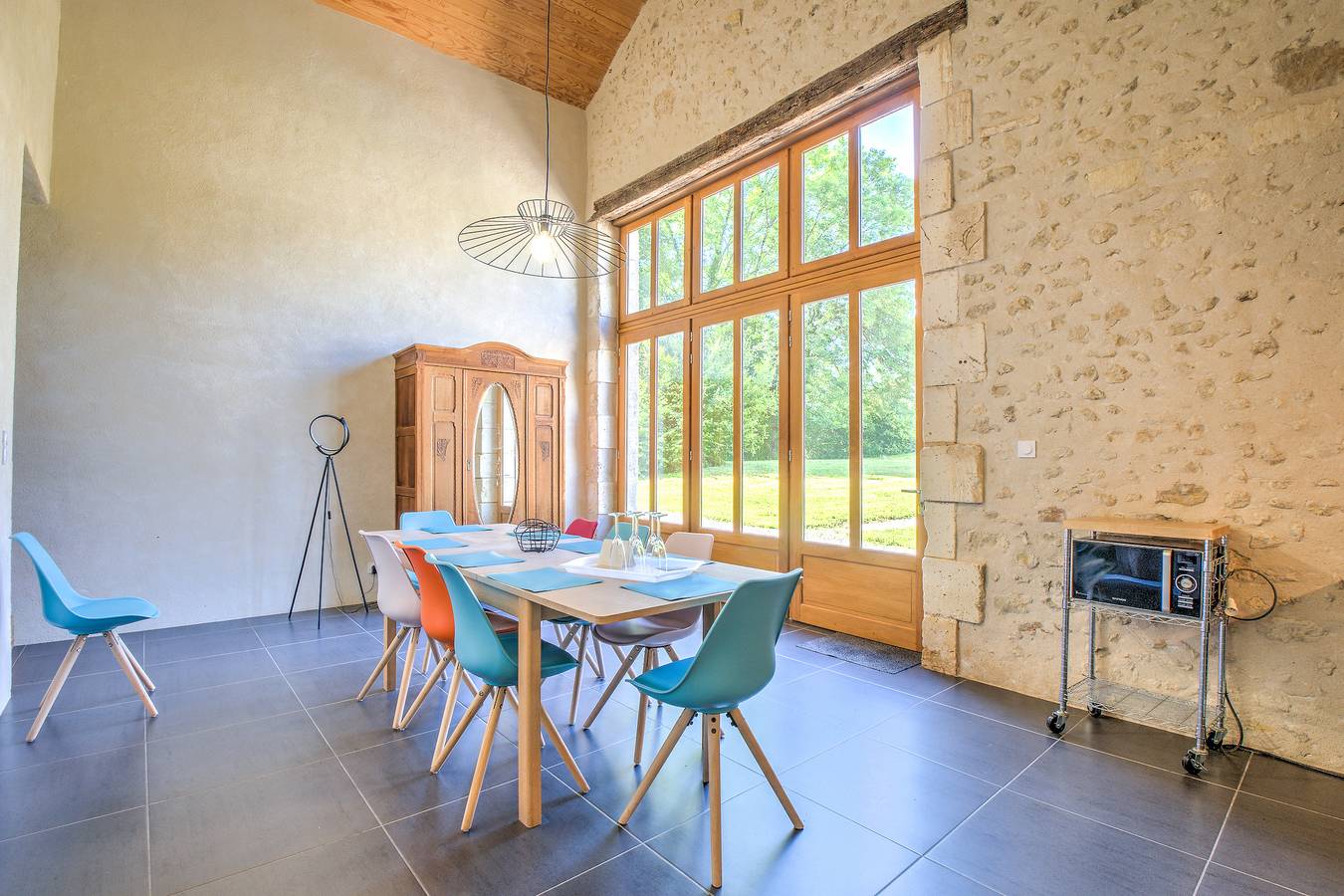 'Gîte La Grange' avec piscine partagée, terrasse privée et Wi-Fi in Chassaignes, Périgord Vert