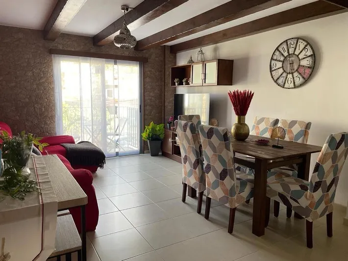 Apartamento de vacaciones para 5 personas, con vistas y terraza - 1