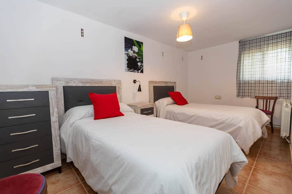 Casa Jurinea Alzar con piscina privada in Torres (Jaén), Sierras Subbéticas